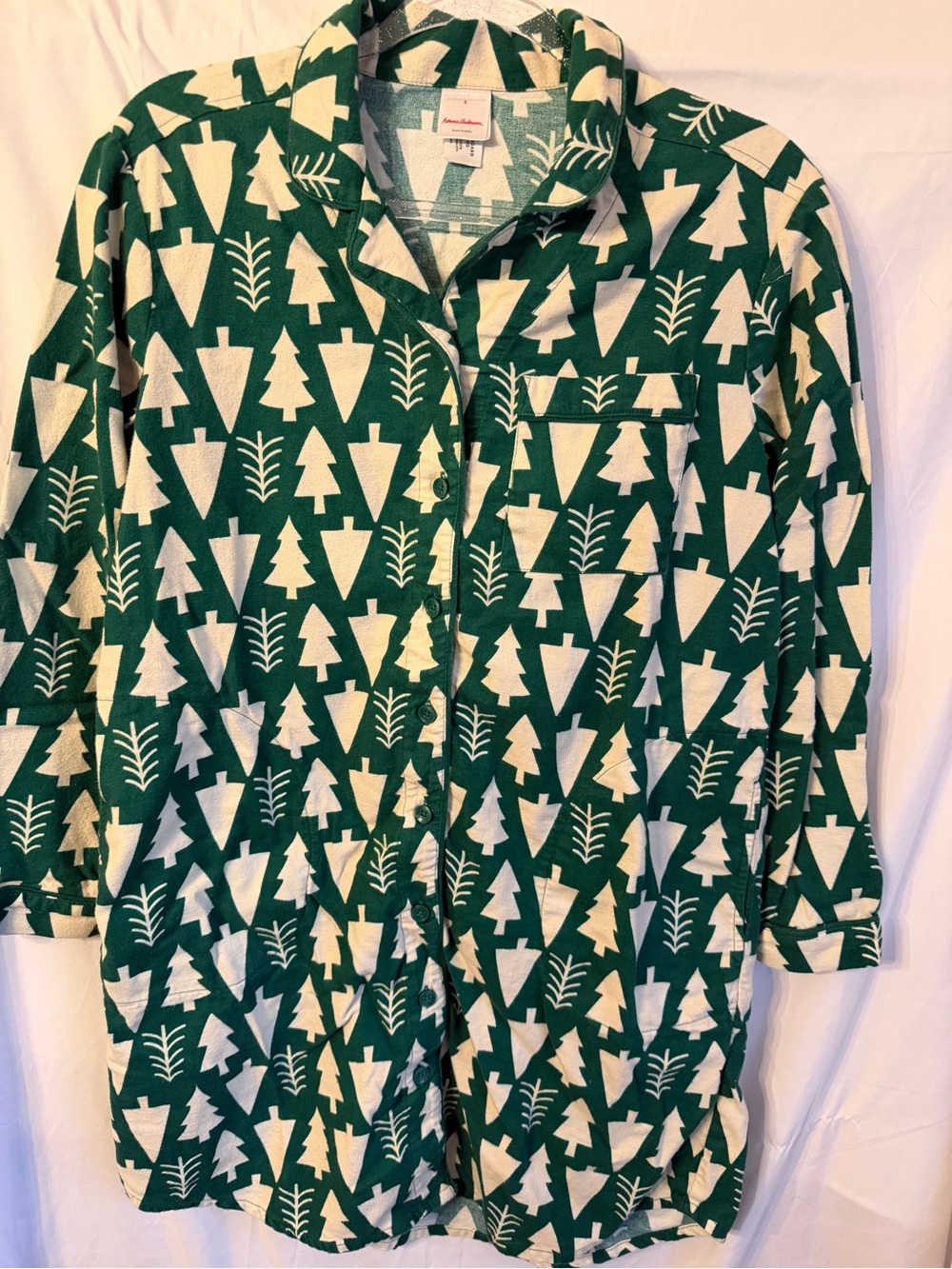 Hanna Andersson Women’s Holiday Flannel Nightshirt - Winter Green Tree Print S